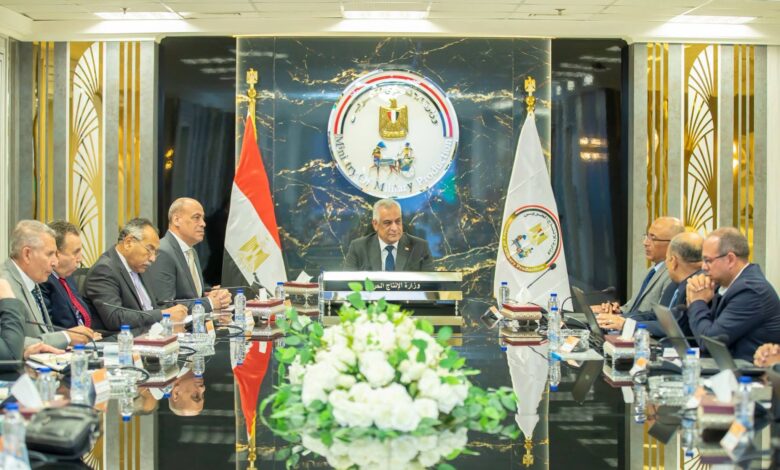 وزير الدولة للإنتاج الحربي